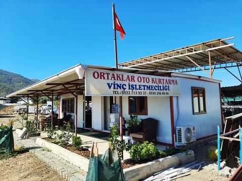 Anamur Sanayi Sitesi’ndeki ofisimiz